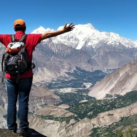 Pakistan: Karakoram Highway, Local Eats & Village Life