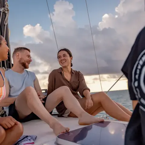 Island-hopping and Sailing Belize: Beach Days & Starry Nights