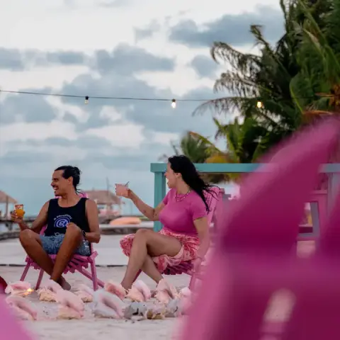 Belize Uncovered: Reefs, Ruins & Reggae