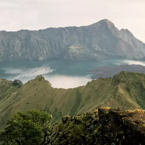 Wild Sumatra to Gili Bliss: The Ultimate Adventure