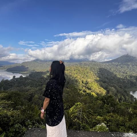 Bangkok to Bali: Street Food, Summits & Island Escapes