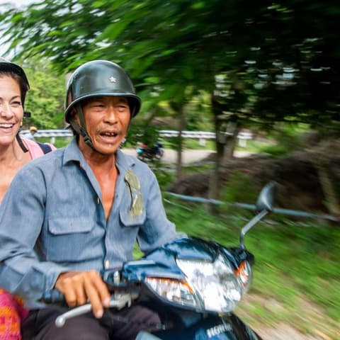 China & Vietnam: Chengdu to Hanoi