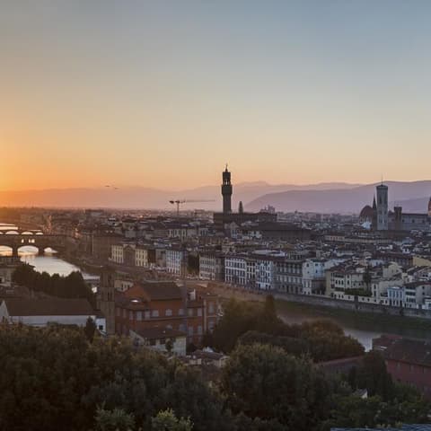 European Trail: Capitals & Cafés