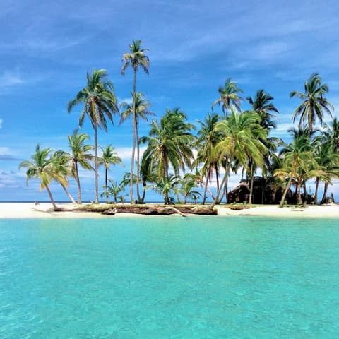 Panama: Sandy Beaches & San Blas Sunsets