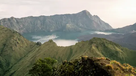 Wild Sumatra to Gili Bliss: The Ultimate Adventure