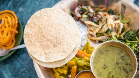 Nepal: Mountains and Temples