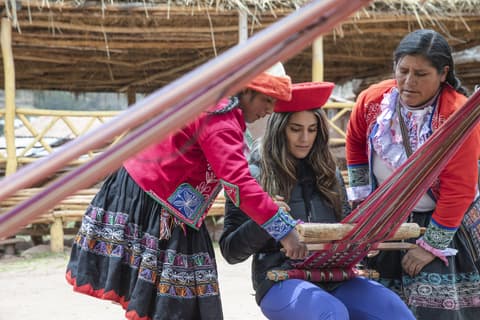 Quito to La Paz: Amazon & Ancient Cultures