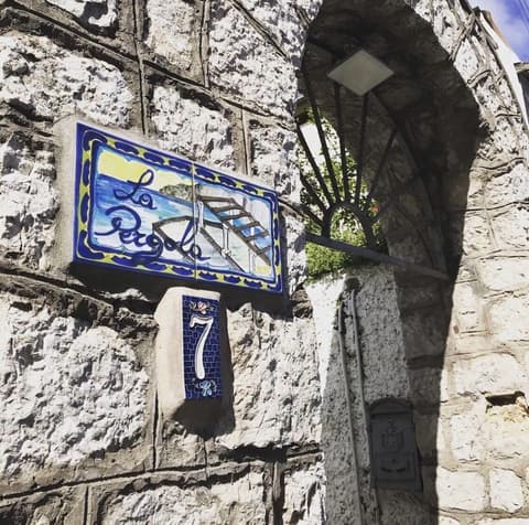 Villa La Pergola Capri, Exterior View