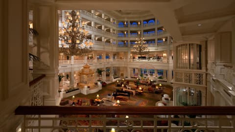 Disney's Grand Floridian Resort & Spa, Lobby view