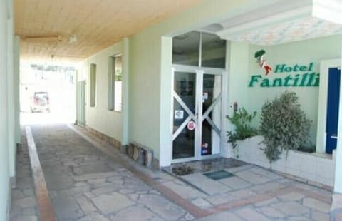 Hotel Fantilli, Exterior View