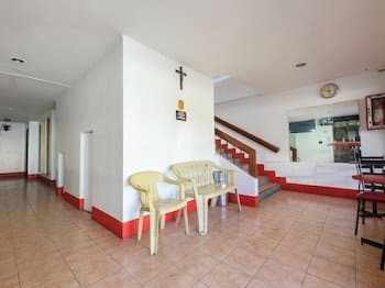 Busline Apartelle by Oyo Rooms, 