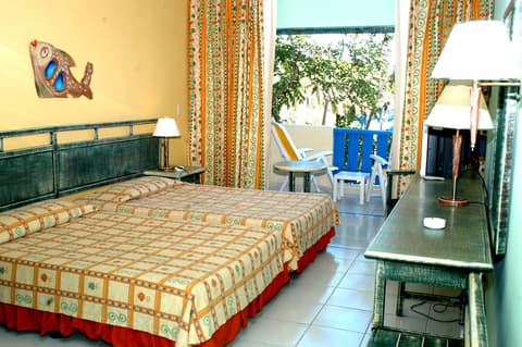 Hotel Brisas Santa Lucia, Room