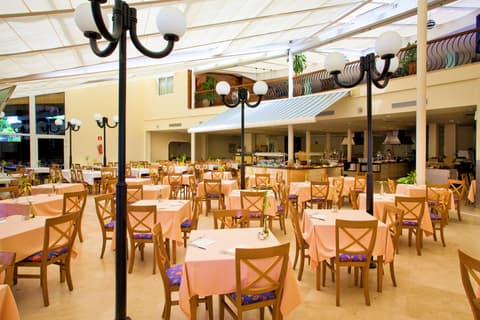 SBH Royal Mónica, Restaurant