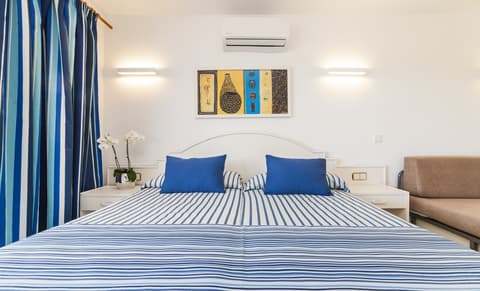 Globales Montemar, Room