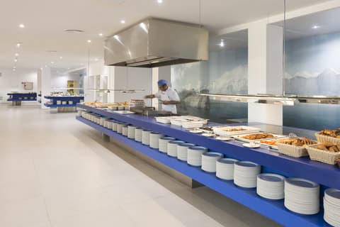 Reverence Mare Hotel, Restaurant