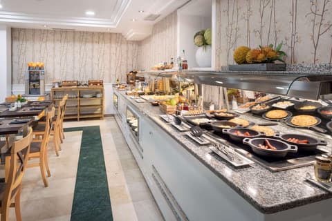 Catalonia Puerta del Sol, Restaurant