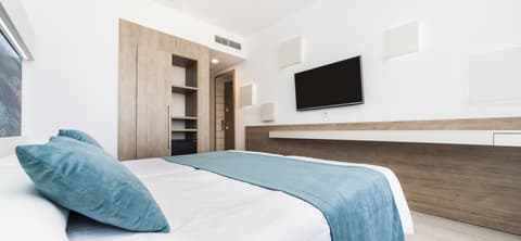 Globales Lord Nelson, Room