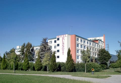 Russott, General view