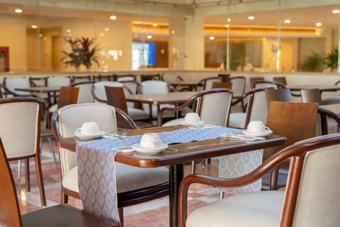 Sunset Palace Mazatlan, Restaurant