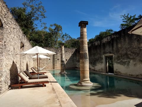 Hacienda Uayamon, Pool