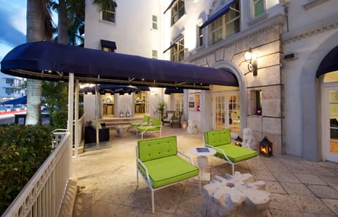 Blue Moon Hotel South Beach, General view