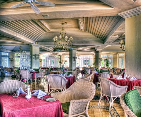 Pueblo Bonito Emerald Bay Resort & Spa, Restaurant