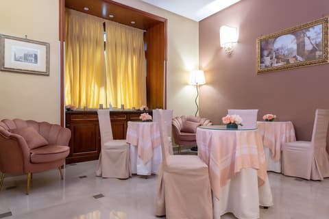 Hotel Suite Ares, Lobby