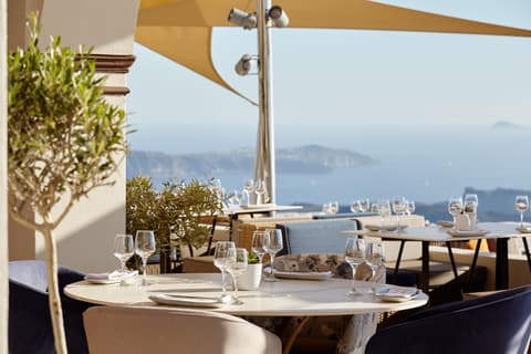 La Maltese Caldera Concept, Terrace