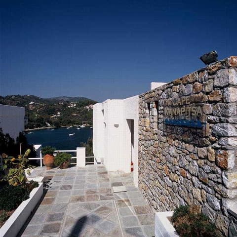 Kanapitsa Cape, General view