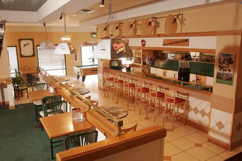 Maingate Lakeside Resort, Restaurant