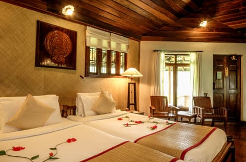 Coconut Lagoon, Room