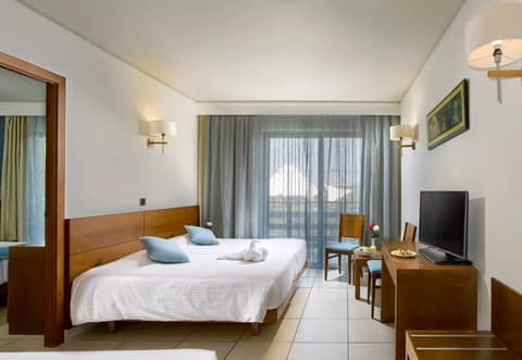 Blue Lagoon Resort, Room