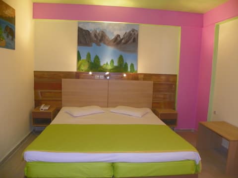 Mirabelle Hotel, Room