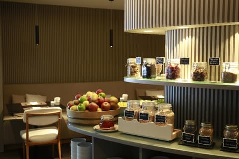 Memmo Baleeira Hotel, Restaurant