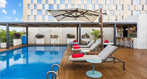 Avani Royal Zona T Bogotá Hotel, Pool