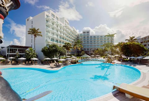 Sonesta Maho Beach Resort, Casino and Spa, General view