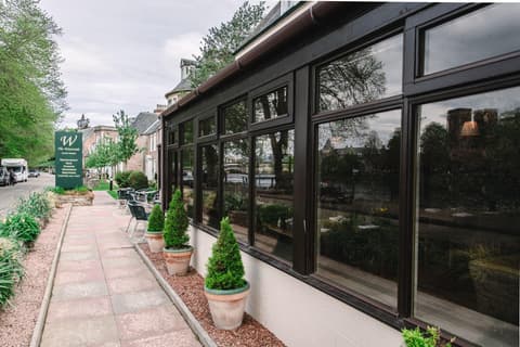 Glen Mhor Hotel, General view