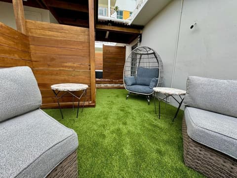 MetroArt Hotel, Room