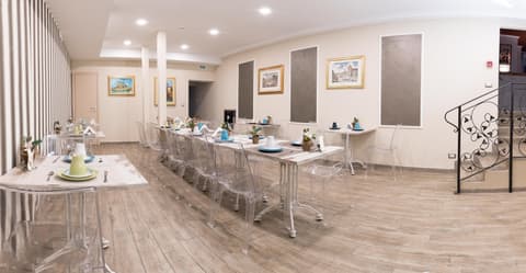 Anfiteatro Flavio, Restaurant