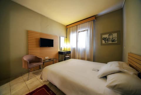 Astoria, General view