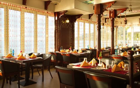 Coral Strand Smart Choice, Restaurant