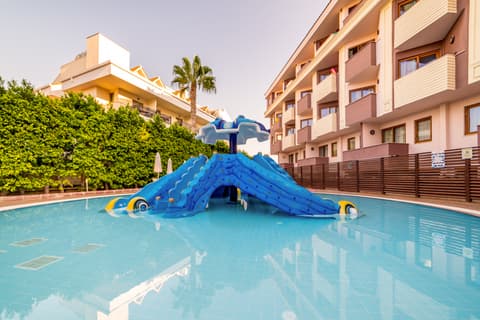 Hane Family Resort Hotel, Pool