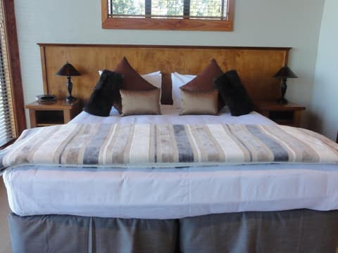 Fiordland Lodge, General view