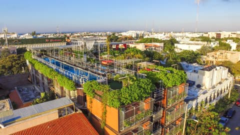 Hotel Kavia 5th Avenida, General view