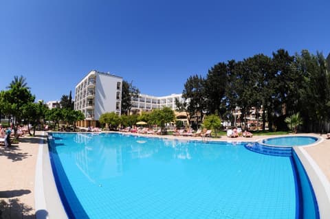 Pia Bella Hotel, General view