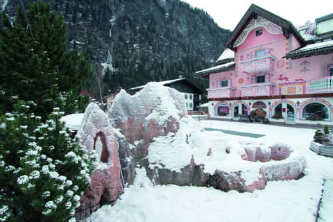 Gran Chalet Soreghes, General view