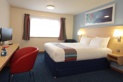 Travelodge Birmingham Central Broadway Plaza, Room