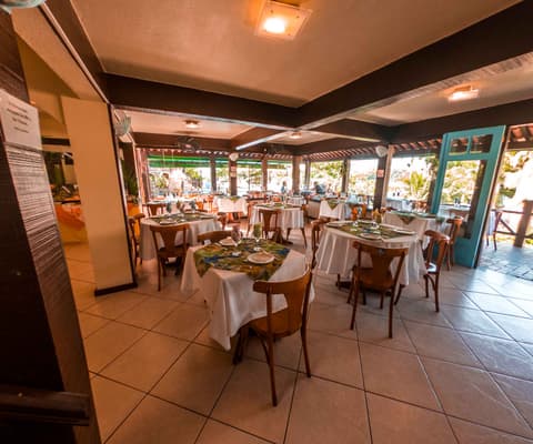 La Boheme Hotel, Restaurant