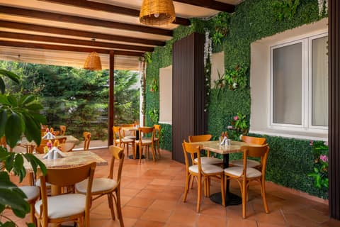 City Plus Rhodes Hotel, Restaurant