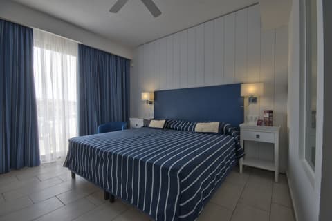 db Seabank Resort + Spa – All Inclusive, Room